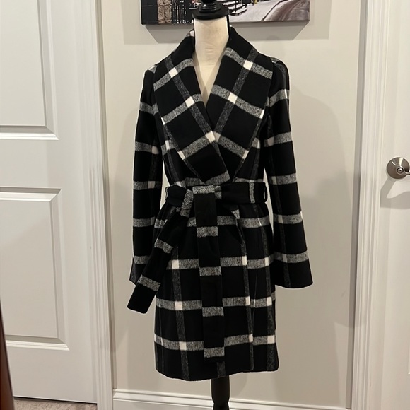 Ann Taylor Factory Wrap Coat - Picture 2 of 8